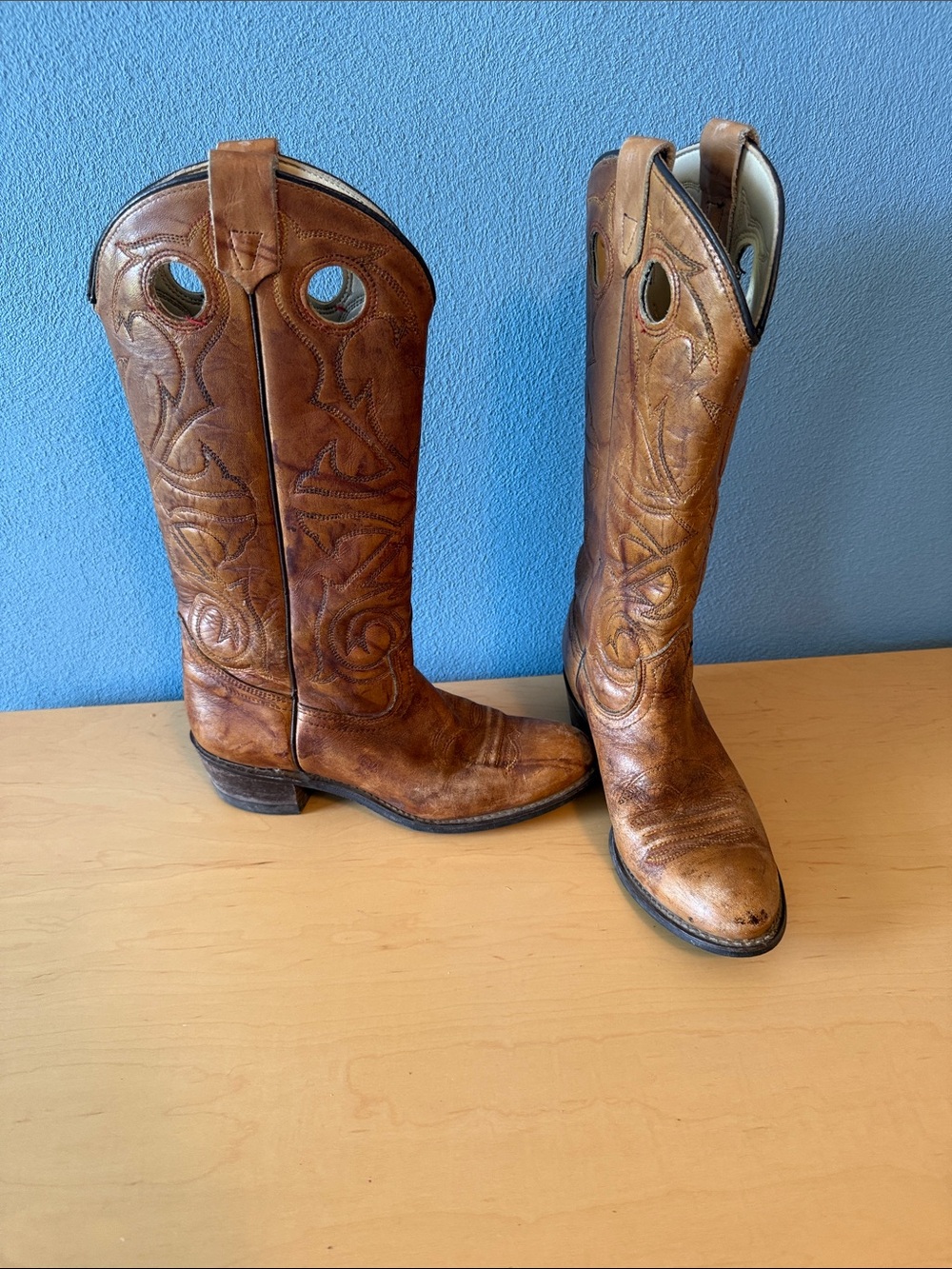 Distressed Texas Boot Co. Classic Brown Leather Western Boot